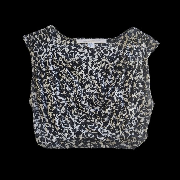 Diane Von Furstenberg Women's Sleeveless 100% Silk Top - Picture 6 of 7